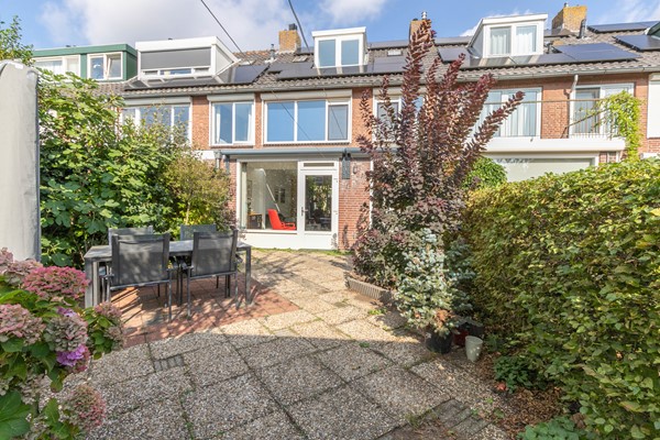 Medium property photo - Anna van Saksenstraat 16, 2351 RL Leiderdorp